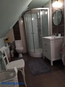 Luxury accommodation near Prague airport - Image 3