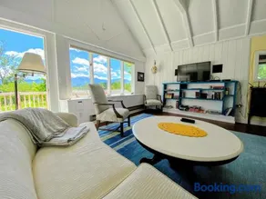 2L Breathtaking views from Cannon to Mt Washington in quaint Sugar Hill A photographer's paradise - Image 3