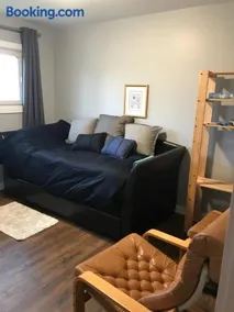 Ellie Home - Image 5