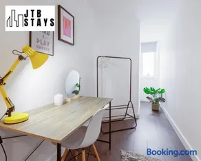 NEW!!! 2BR Flat by JTB✪W/Parking✪Business&Family✪ - Image 4