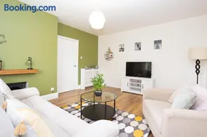 Rosehall View Apartment Bright And Spacious Up To 4 People - Image 2