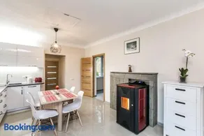 Pinetree Inn - Image 2