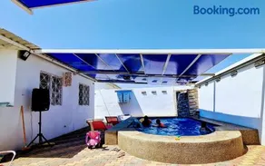 Casa con Piscina y Jacuzzi en Cdla Refugio del mar - Image 5