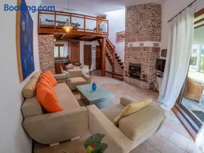 Christina Sani Villa - Image 5