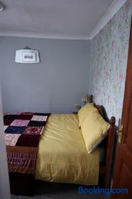 Entire House - Redruth - Image 3