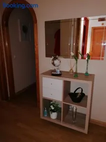 Piso en zona residencial - Image 2