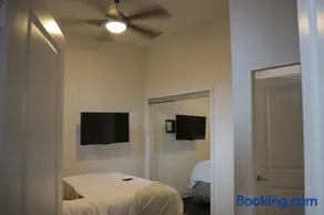 Midtown Modern Masterpiece 1 bd 1bth 18’ceilings - Image 4