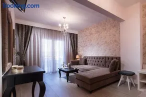 Paradisos View Luxury Apartment - Image 3