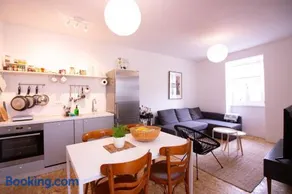 Corner Stone House - Image 2