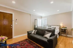 Urban Refuge - Full Kitchen/Washer/Dryer Inside - Image 4