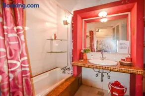 Basera: Luxury 5BHK by Limestays - Image 3