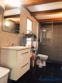 House Anica - Image 2