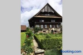 Zimmer in schmuckem Stockli mit atemberaubender Aussicht - Image 4