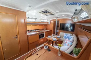 Freya - S Sailboat - Image 5