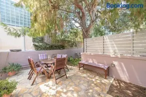 Sunny House with yard in Vari - Image 2