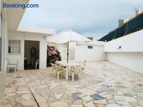 Genuine Summer House - Image 5