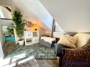 Pure History 1BR in Downtown Villa - Image 5