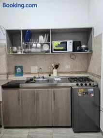 DESCANSO REAL APARTAESTUDIO, Aire Acondicionado, Cocina equipada y Netflix - Image 2