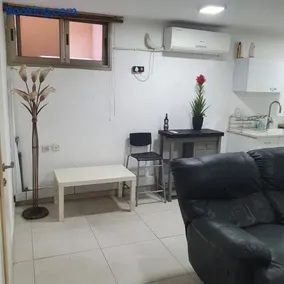 פולג ליד הים - Image 1