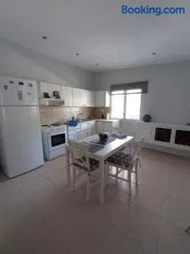 Cozy apartment with seaview - Image 5