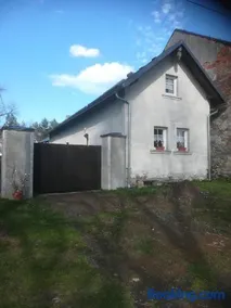 Dum v male, klidne obci blizko Marianskych Lazni - Image 3