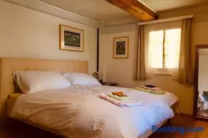 Zimmer in schmuckem Stockli mit atemberaubender Aussicht - Image 5