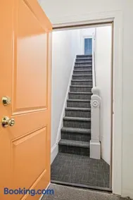 Center City South-Scandinavian Style 1BR by ACT - Image 2