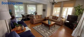 Amazin new property near centre . - Image 4