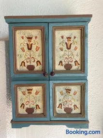 Golden Deer Apartments - Image 5