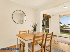 Red Rock Beach Retreat - Image 5