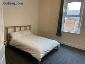 Newcastle Apartment 1 - Free Parking Long Stays Ideal for Contractors - Image 2