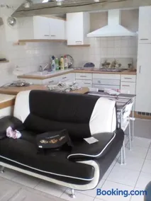 annexe a une maison - Image 2