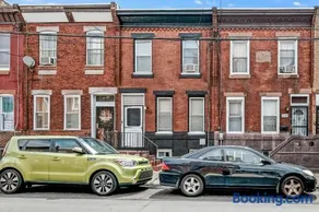 Center City South-Scandinavian Style 1BR by ACT - Image 3