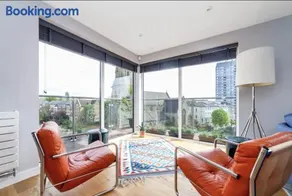 Luxurious 2 bedroom penthouse with terrace, West Hampstead - Image 2