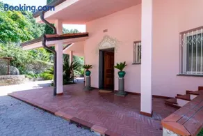 Villa Bouganville - Swimming Pool, Gym & Sauna - Image 2