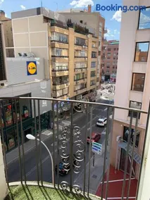 Acogedor Apartamento muy bien conectado y equipado en Madrid - Image 3