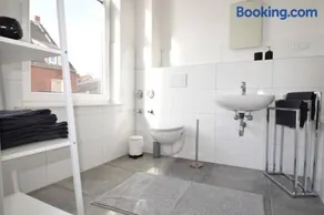 Schicke Wohnung in der Neustadt - Image 2