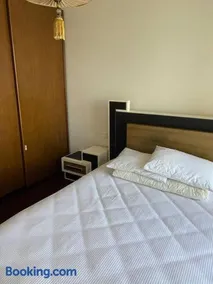 Havuz olanağı sunan maslak 1+1 rezidans - Image 4