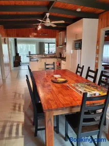 Ward Street Holiday House - Image 4
