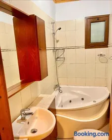 Country-Cozy Villa Pissouri Village - Image 2