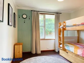 Swarbrick Beach House - Image 3