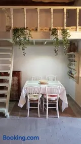 Elena's house - Image 3