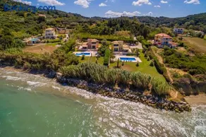 Beachfront Twin Villas - Image 2