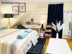 Luxurious Master Bedroom w/ 4K 65” TV, Netflix, Desk for Work & Makeup - Image 3
