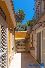 Sunset terrace apartment by Dimore in Sicily - Image 4