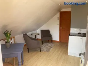 One bedroom flat in East Sussex - Image 3