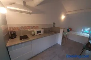 Superbe studio avec terrasse - Image 3