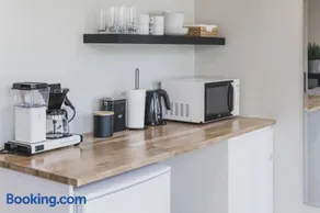 Stylish new studio apartment - Image 2