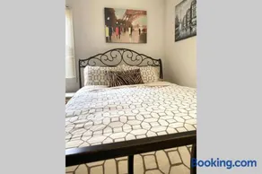 Beautiful house in the heart of Fair Oaks - Image 3