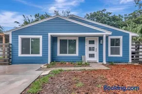 Modern Vacation Cottage W Lakefront Community Pool Playground Basketball Amp Tennis - Image 5